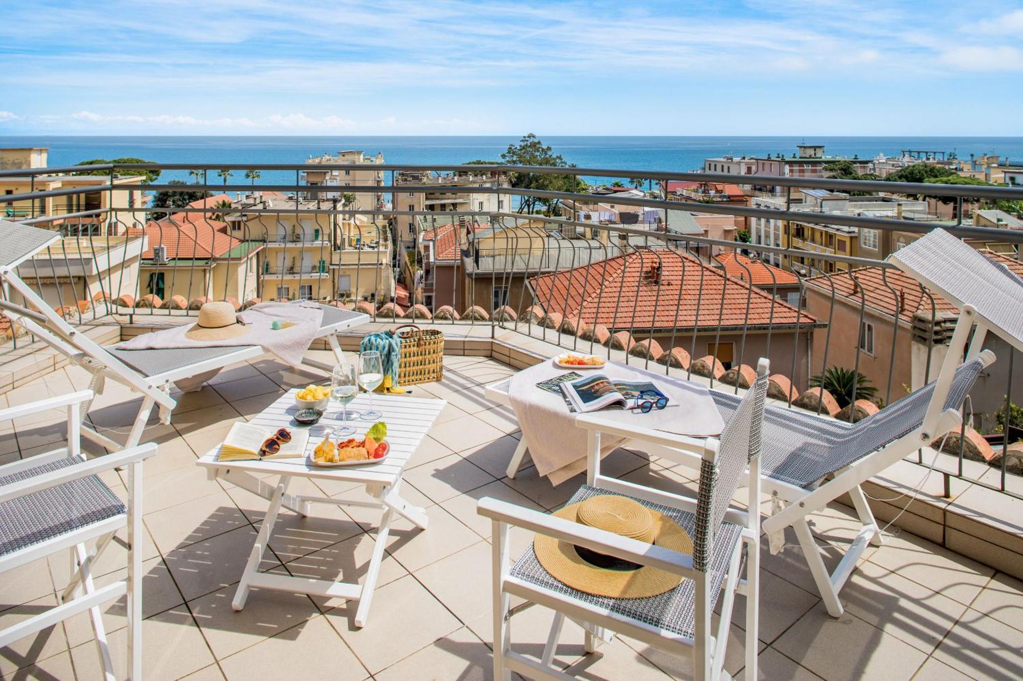 Hotel Tritone Laigueglia Zewnętrze zdjęcie