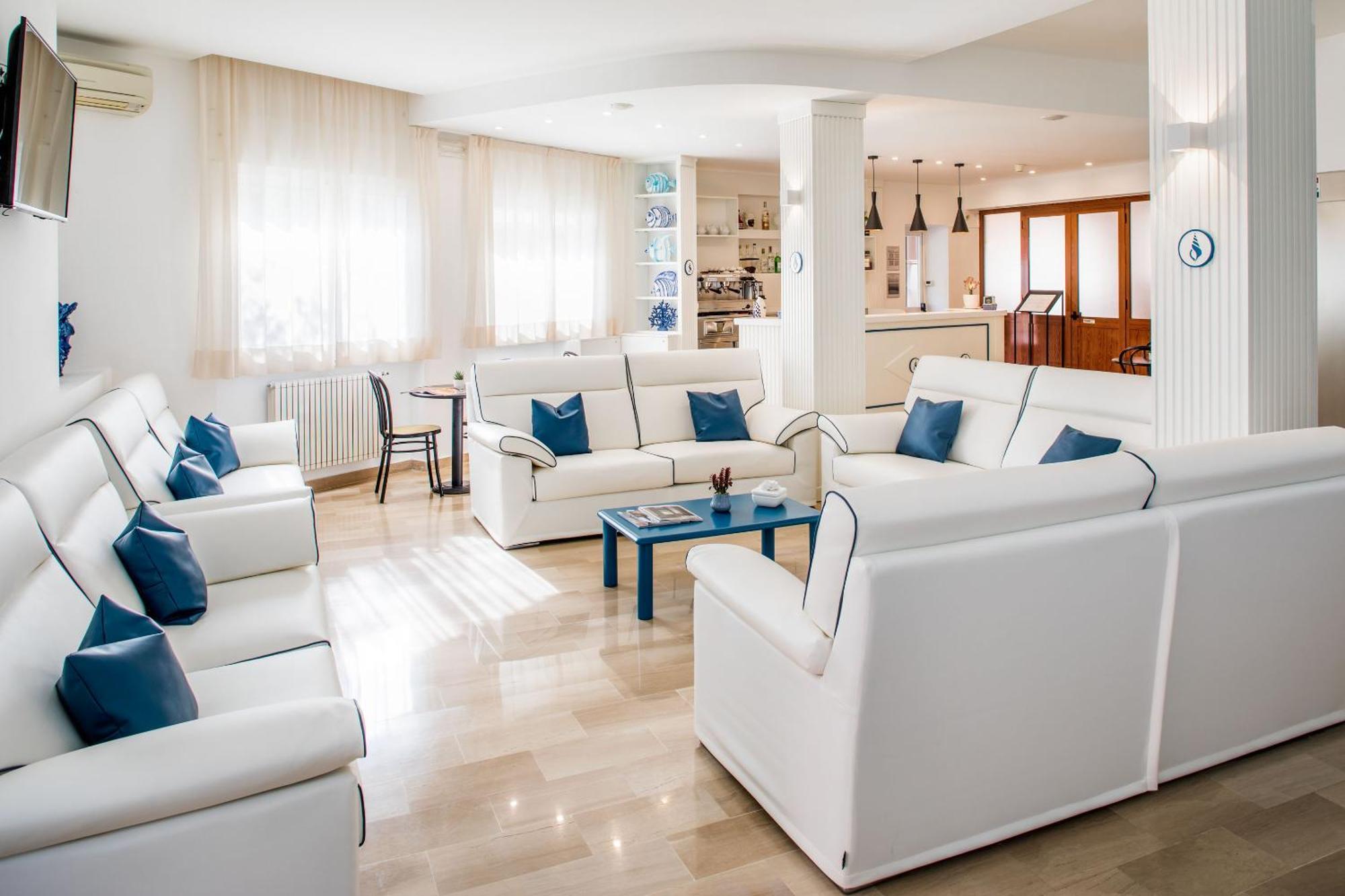Hotel Tritone Laigueglia Zewnętrze zdjęcie