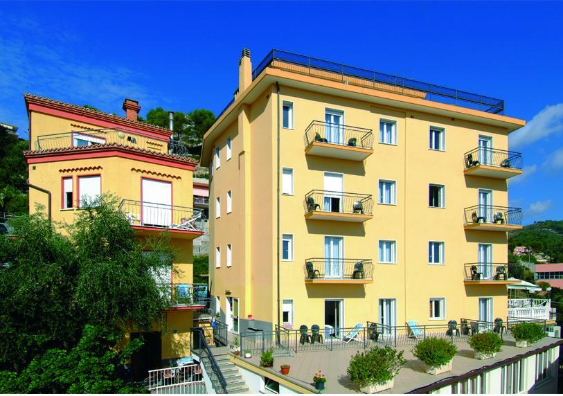 Hotel Tritone Laigueglia Zewnętrze zdjęcie